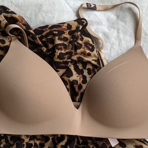 Victoria's Secret Lightly Lined Wireless Bra